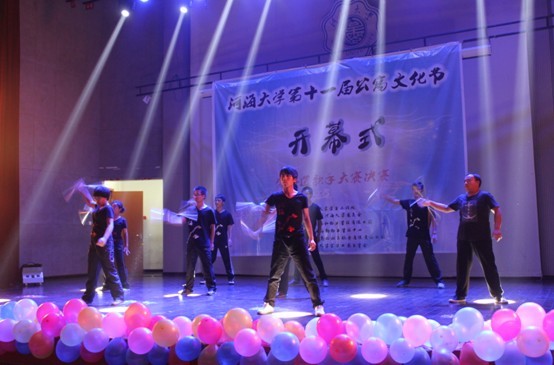 双节棍表演